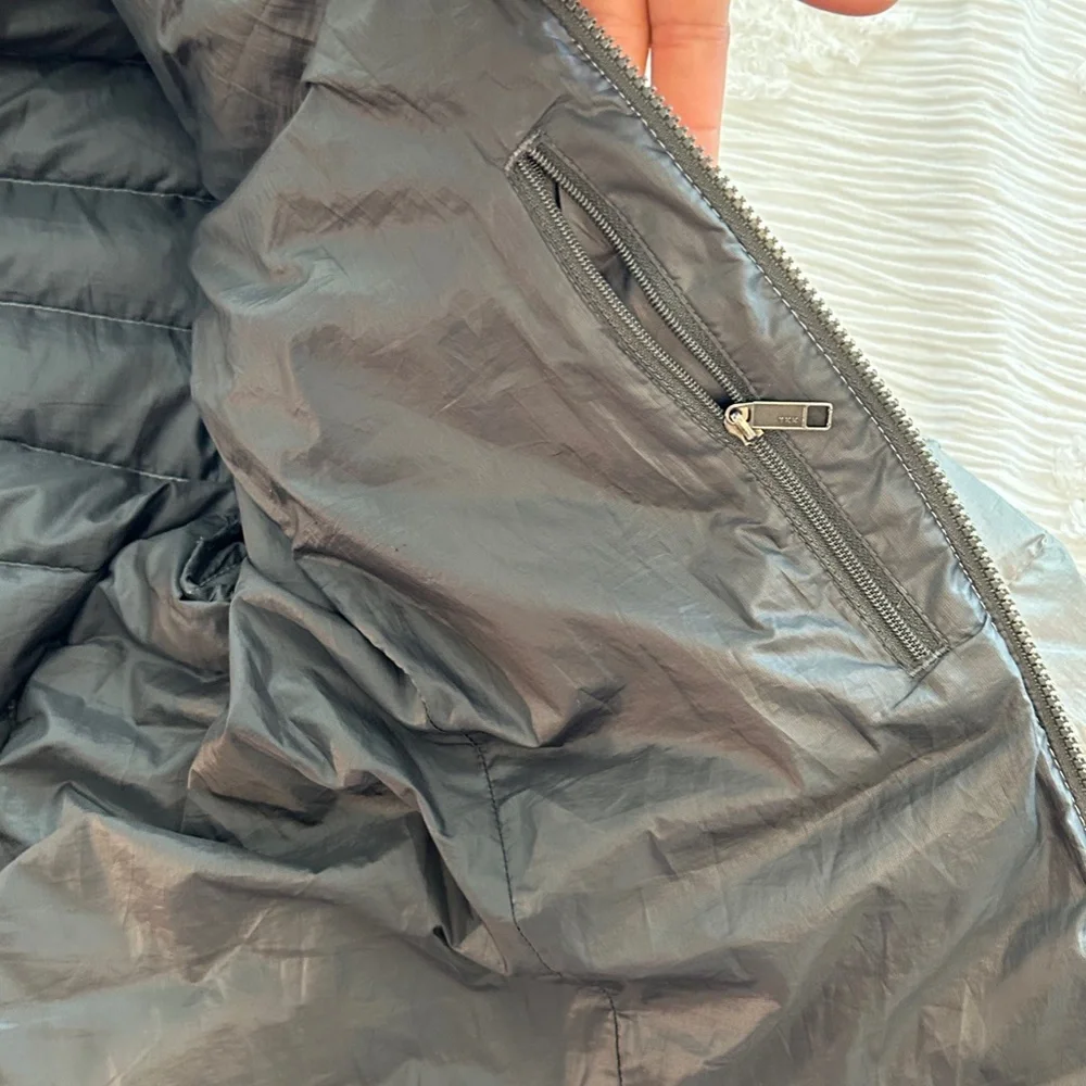 Women's Patagonia Down Sweater Jacket - Picture 6 of 8